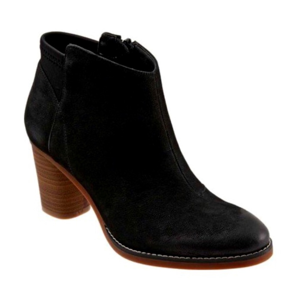 Women's SoftWalk Kora Bootie, Black Size 11N